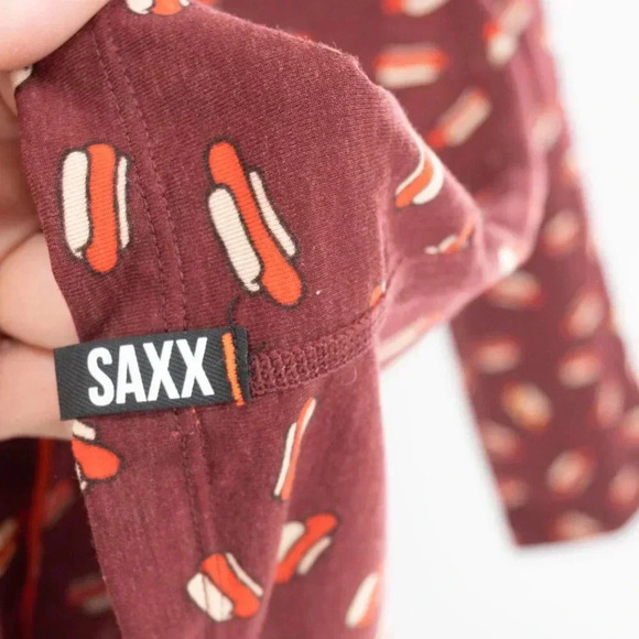 SAXX Men's Viewfinder Long Sleeve Half-Zip Red Hot Diggity | M - Picture 4 of 6